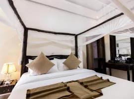 Kingfisher by the Green Resort