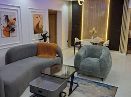 Diolux Comfy Apartments, Hotel in Sangotedo