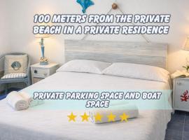 Seaside Residence Private Beach AC, hotel a Calasetta