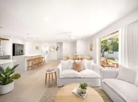 Solara Escape Mooloolaba - Luxe Pet-Friendly Home