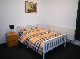 Relaxing Private Room with Fast Wi-Fi, khách sạn ở Wolverhampton