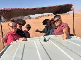 Jeep trips in the desert