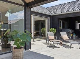 5 star holiday home in Bogense, hotel v destinácii Bogense
