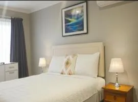 Stylish Tawa Retreat