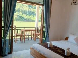 Views Backpackers Hostel