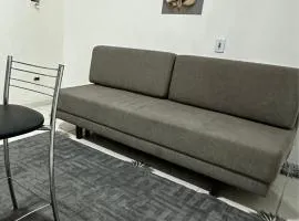 KITNET mobiliada com ar condicionado