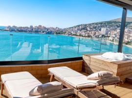 Paris Luxury Penthouse, Hotel in Saranda