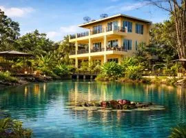 Baanphet Sukphrom Wang Nam Khiao