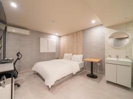 Viesnīca ZaZaHOTEL pilsētā Sosa