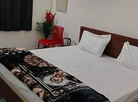 Shraddha Guest House Luxury Stay in Ayodhya
