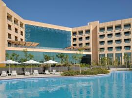 Mövenpick Hotel Waad Al Shamal, отель в Цурайфе