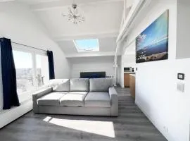Dali Loft 40m2 Seine view 15 min from Paris