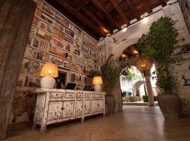 Hotel Casa Don Luis by Faranda Boutique, a member of Radisson Individuals、カルタヘナ・デ・インディアスのホットタブ付きホテル