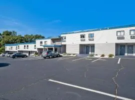 Days Inn by Wyndham Moosic