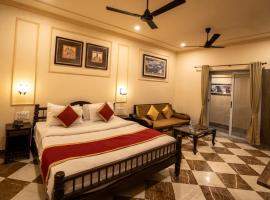 aurum villa's kodiyat, hotel i Nāi