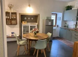 LA CASETTA TRA i LAGHI