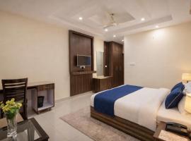 Four Season Mcleodganj-Centrally Heated & Air Cooled # Near Mall Road # Big Parking # Lift #Spacious Rooms # Most Awarded # Property Of The Year # By Vaikunth #, hotel McLeod Gandzsban