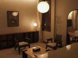 Nhật Boutique Home