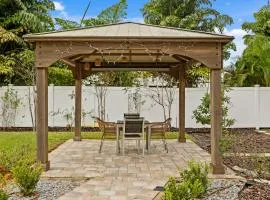 Jasmine Oaks Retreat in beautiful South Tampa