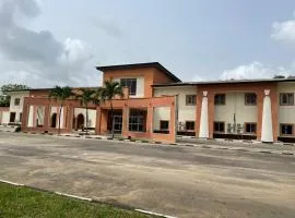 Axari Hotel & Suites