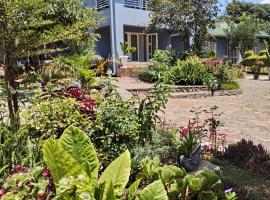 Lake Manyame Park Villa, Hotel in Norton