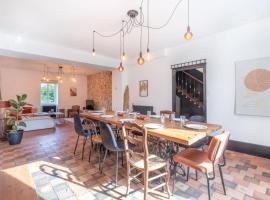 La Guicheuse 10 pers - parc 3000m², Hotel in La Guiche