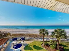 Gorgeous beachfront condo with shared pool hot tub and beach access