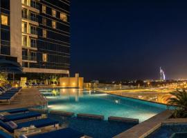 Ultimate Stay - Avani Palm Burj-AlArab View from the pool, hotel a Dubai