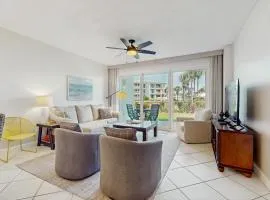 Coastal condo with lagoon pool bike rentals tennis pickleball & beach access
