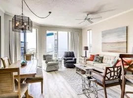 Beautiful 2nd-floor condo in Seagrove Beach with beach ambience & pickleball