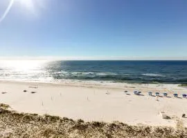 Ground-floor condo with pool hot tub & patio - walk to beach