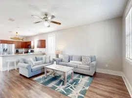 2-story beach cottage with pools hot tub gym patio & AC - dog-friendly