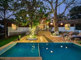 SaffronStays Anjee's Chalet, hotelli kohteessa Dhamni