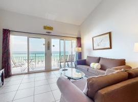 Wonderful condo with Gulf view grill pools & beach access, hotel di Destin
