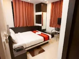 This Hotel Is A Great Place To Visit With Family Shilvar Oaks In Mathura