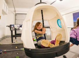 Viesnīca The Space Place Family-Friendly Cosmic-Themed Getaway Near Attractions in Broken Arrow, Oklahoma pilsētā Brokenarova