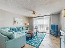 Updated Gulf front condo with beautiful views shared pool sauna and hot tub, hotel i Orange Beach