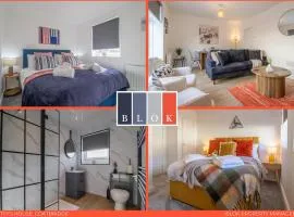 Betty's House - 3 bedroom in Coatbridge