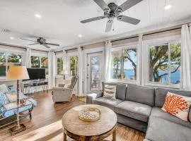 Charming bay front home with WiFi central AC balcony & deck