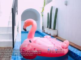 Roemah Renjana Oasis, hotel a Jarakan