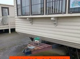 2 bedroom 4 berth Centre of Towyn