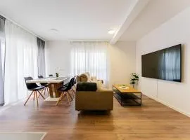 Flex SelfCheckIns 99 - 2 Bedrooms - Parking - Loggia