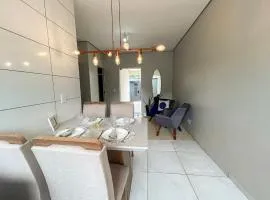 Casa 02 - Casa com 2 quartos, próximo a rodoviária e aeroporto