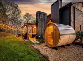 10 Acres, Hot Tub, Sauna, Stocked Fishing Pond