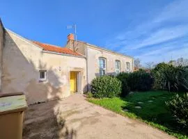 Spacious duplex house in Grosbreuil