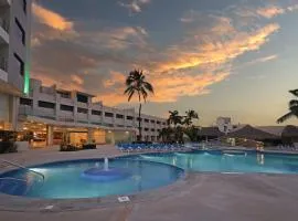 Holiday Inn Veracruz-Boca Del Rio by IHG