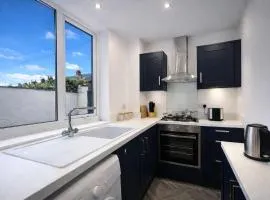 2 Bed House - Sleeps up to 6