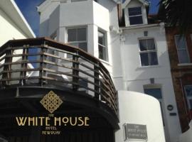 The White House Hotel: Newquay şehrinde bir otel