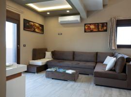 MYRON GRAND PooL VILLA, hotel a Gázion