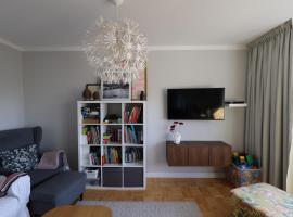 3-Zi Appartment in Verden-Hönisch - self-check-in - Kinderfreundlich - Balkon - Kaffeeautomat: Hönisch şehrinde bir otel